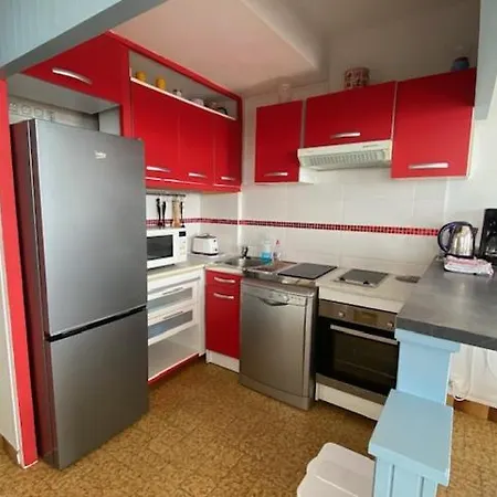 Location Sur Apartment *